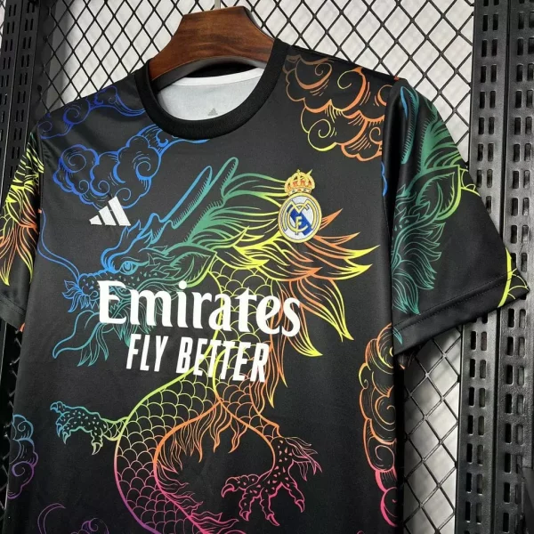 Real Madrid 2024/25 - Especial Dragón - Aficionado - Hombre - Imagen 3