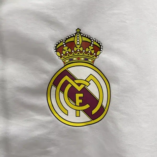 Real Madrid 2024/25 - Rompevientos - Imagen 3