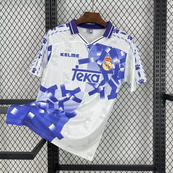 Real Madrid 1996/97 - Alternativa - Aficionado - Retro