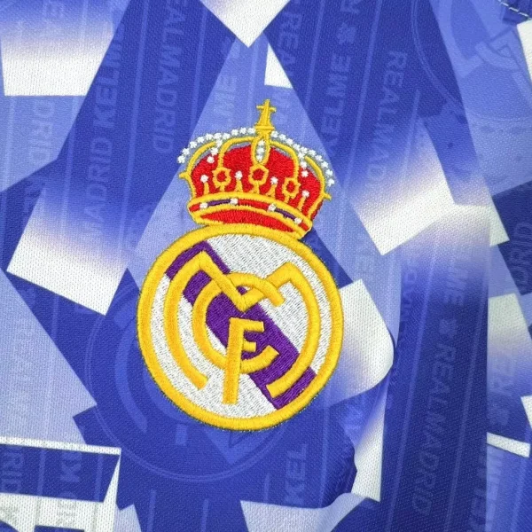 Real Madrid 1996/97 - Alternativa - Aficionado - Retro - Imagen 3