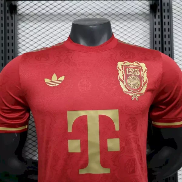 Bayern Munchen 2025/26 - 125th Anniversary - Jugador - Imagen 2