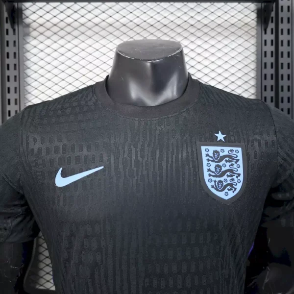 Inglaterra 2025/26 - Visita - Jugador - Imagen 2