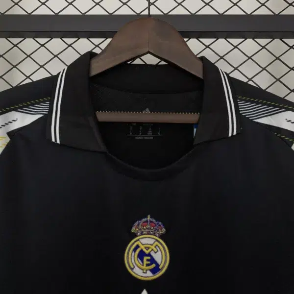 Real Madrid 2025/26 - Especial Dorado con Negro - Aficionado - Hombre - Imagen 4