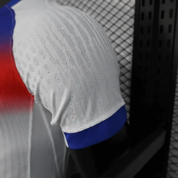 Inglaterra 2025/26 - Local - Jugador - Imagen 3