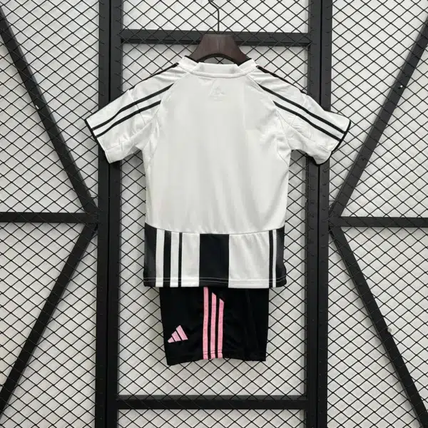 Juventus 2025/26 – Local – Infantil - Imagen 4