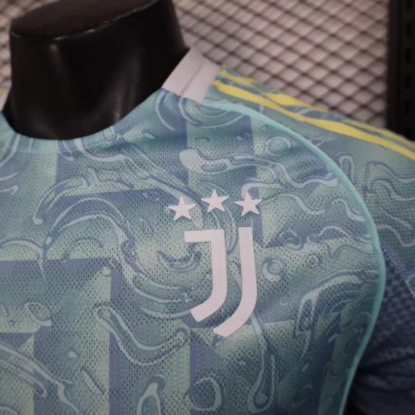 Juventus 2025/26 - Visita - Jugador - Imagen 2