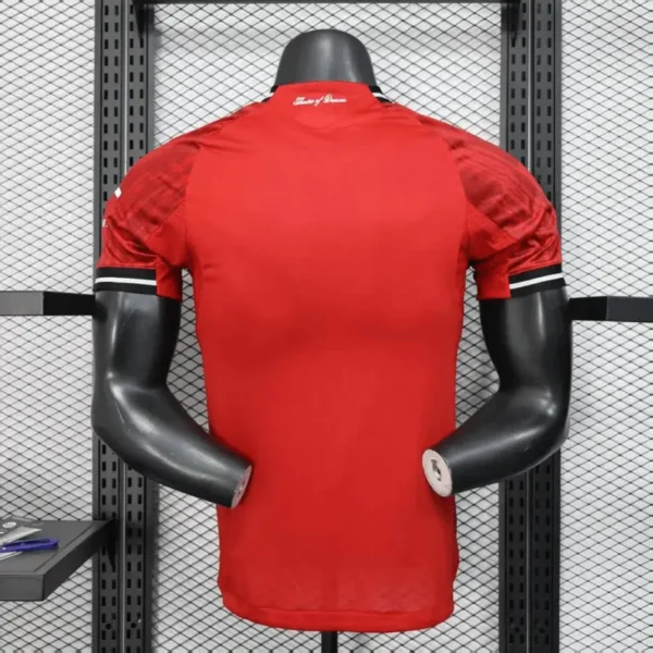 Manchester United 2025/26 - Local - Jugador - Imagen 4