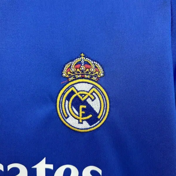 Real Madrid 2025/26 - Alternativa - Infantil - Imagen 3
