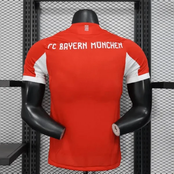 Bayern Munchen 2025/26 – Local - Jugador - Imagen 4