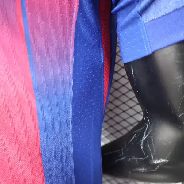 Barcelona 2025/26 - Local - Jugador - Imagen 3